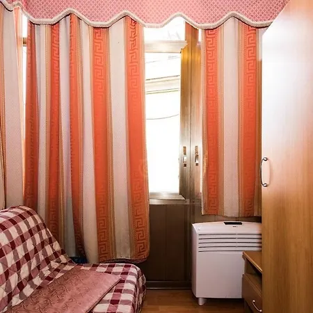 Otel Artromano Roma