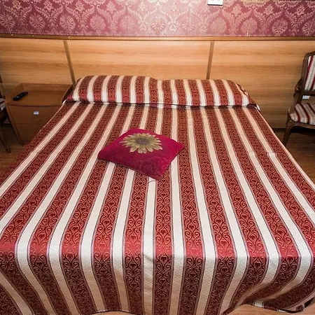 Artromano Otel 2*