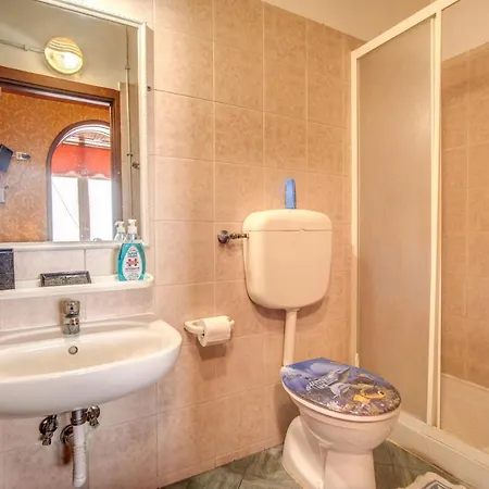 Artromano Otel Roma