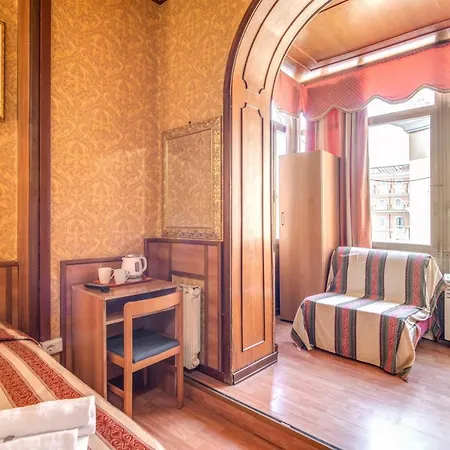 Otel Artromano 2*