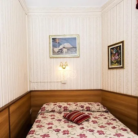 Artromano Hotel Rom