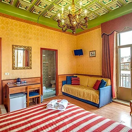 Отель Artromano Рим