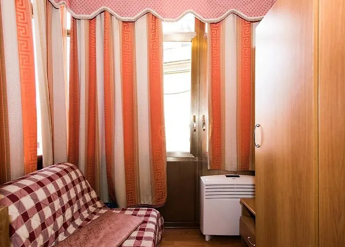 Hotel Artromano Rom