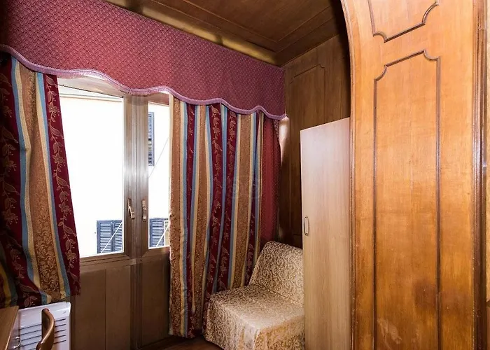 Artromano Hotel 2*
