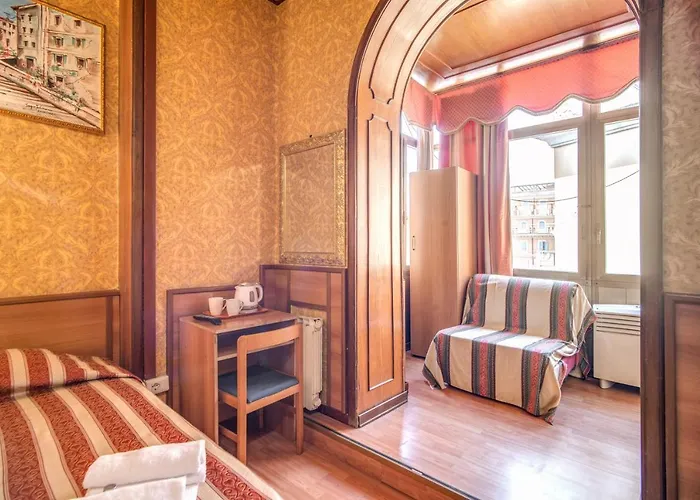 Hotel Artromano 2*